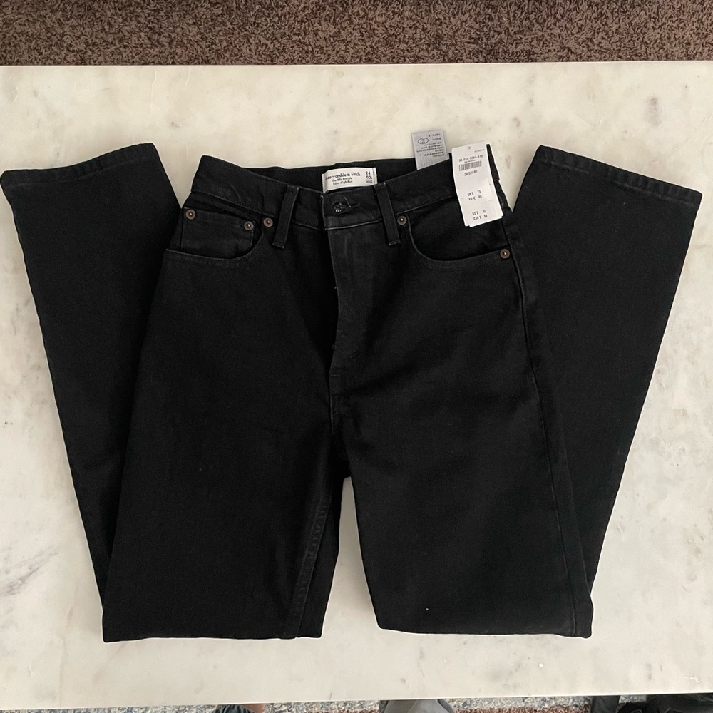 NWT Abercrombie + Fitch 90s straight ultra high rise jeans